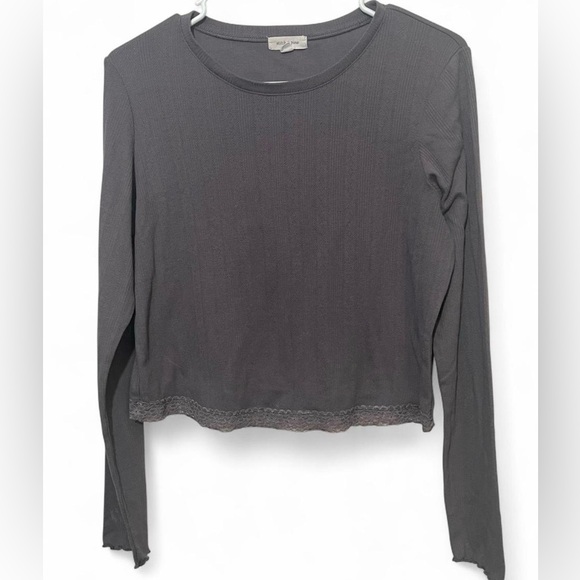 Stitch & Pine Tops - Stitch & Pine Women's Gray Long Sleeve Crop Top